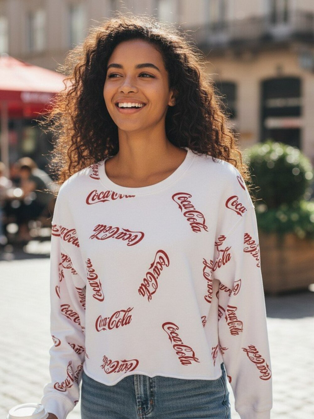 Coca Cola Womens Size XL White Long Sleeve Crop Top Sweatshirt Shirt Round Neck